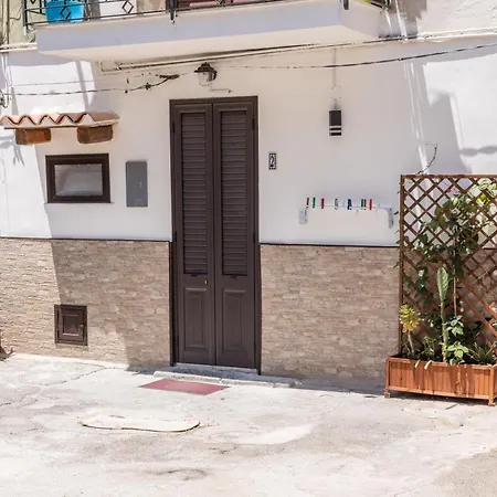 La Casa Di Sciu Sciu Bed & Breakfast *